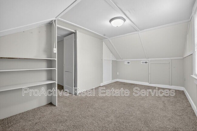 Building Photo - 108 Wright Ave