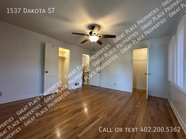 Building Photo - 1537 Dakota St