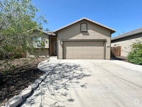 Building Photo - 392 Royal Troon Dr