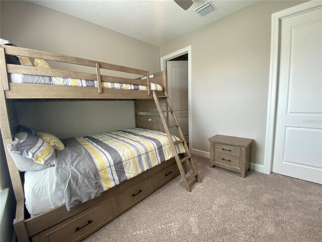 Building Photo - 4520 CRESTPOINT Wy