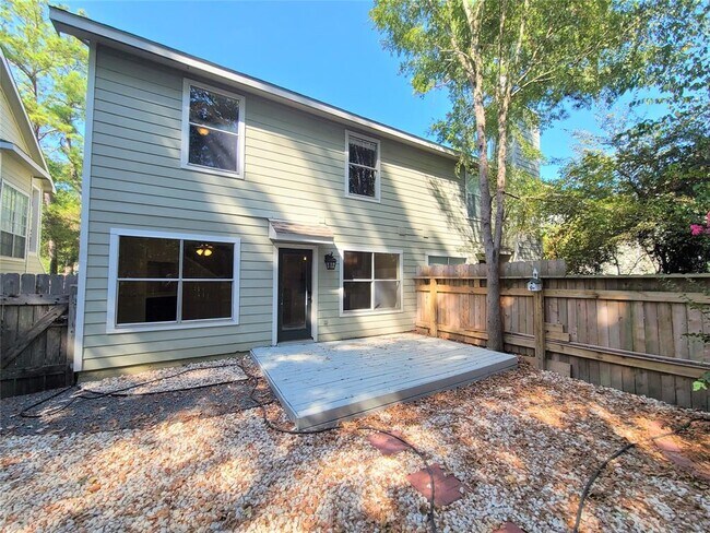 Building Photo - 138 S Walden Elms Cir