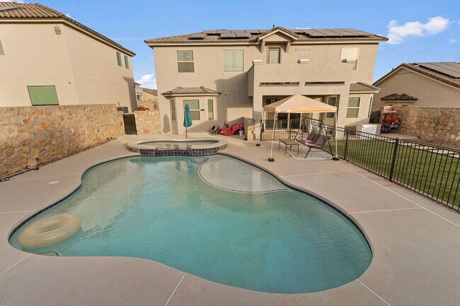 Building Photo - Coming Soon!