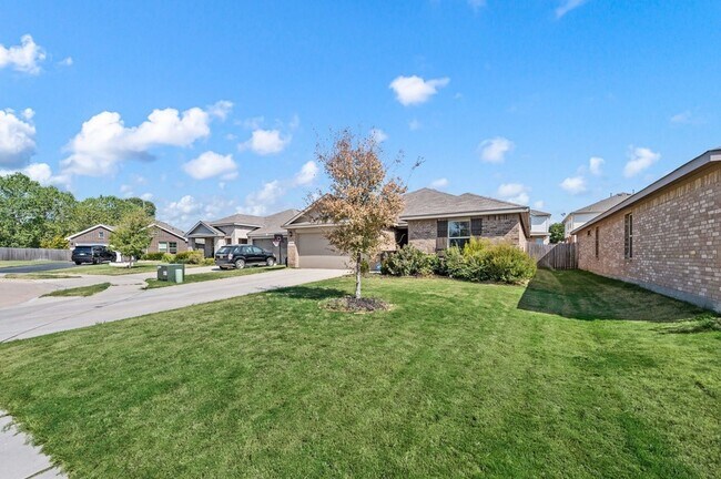 Building Photo - 3132 Newfield Ct