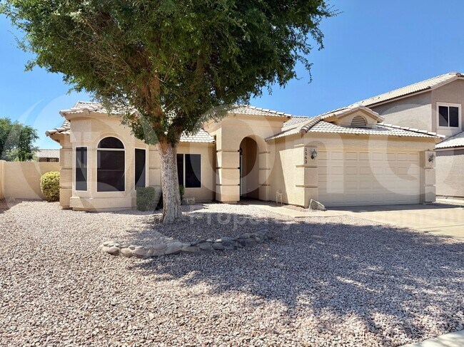 Building Photo - 1562 S Monterey St