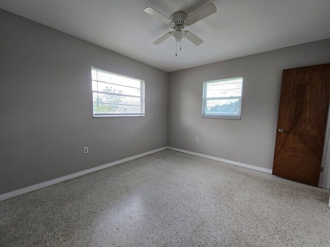 Building Photo - 3306 N Wilder Rd