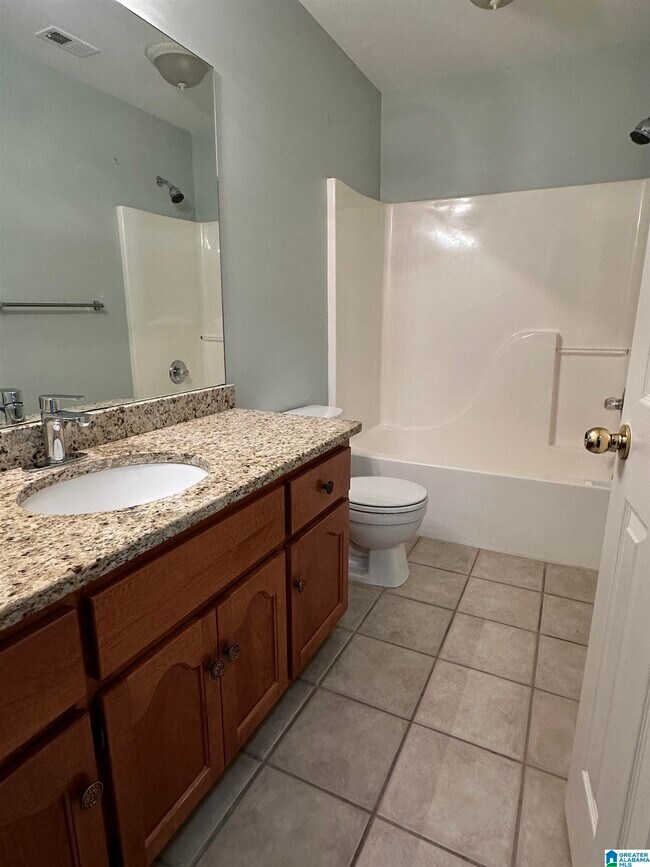 Building Photo - 525 Hackberry Ridge Cove