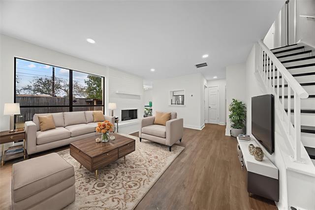 Building Photo - 2905 Nova Dr