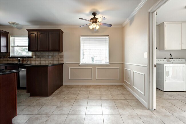 Building Photo - 6214 Rutherglenn Dr