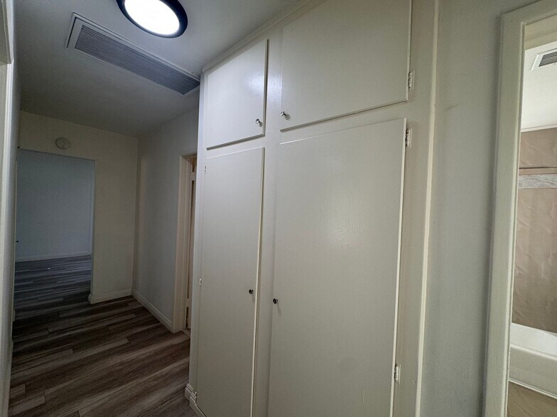 Building Photo - Charming Renovated 3-Bedroom Home in Tarza...
