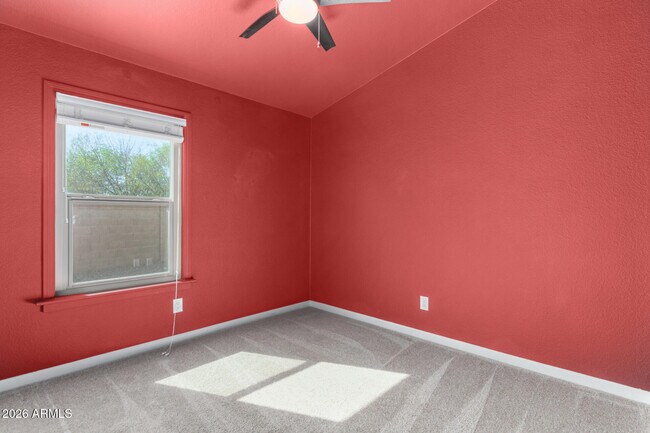 Building Photo - 20016 N 65th Dr