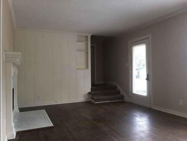 Building Photo - Beautiful Two Story in Prime Location!