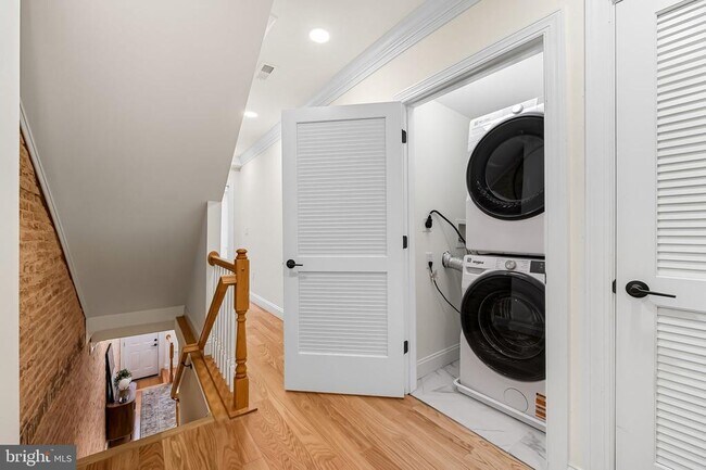 Building Photo - 1724 S Hanover St