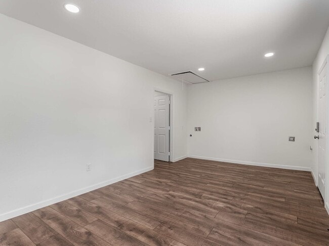 Building Photo - 1824 Arundel Dr