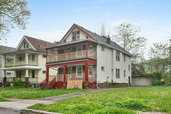 Building Photo - 13500 3rd Ave