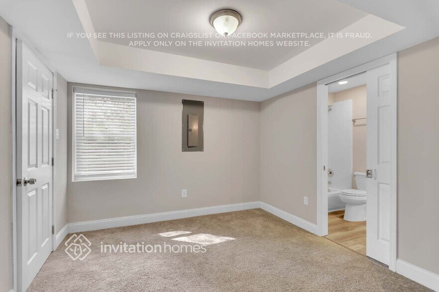 Building Photo - 4877 Hawk Trail