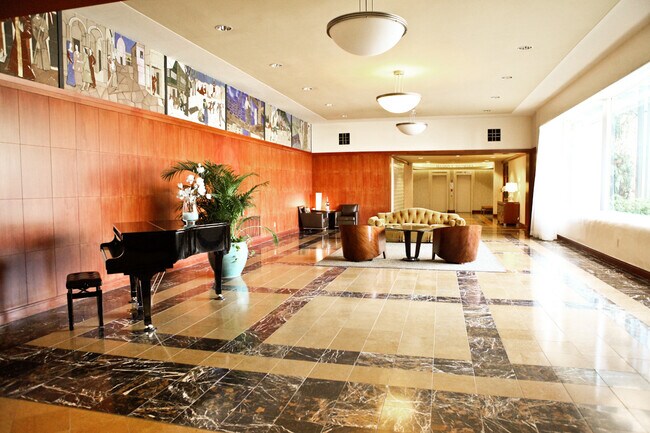 Building Photo - 2601 Pennsylvania Ave