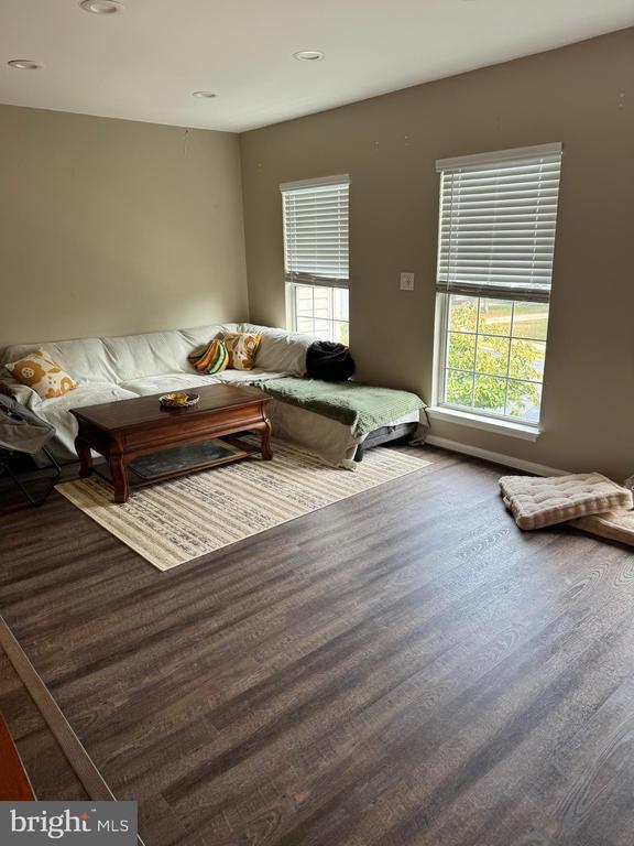 Building Photo - 20691 Southwind Terrace
