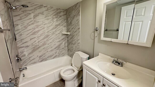 Building Photo - 7097 Spring Garden Dr