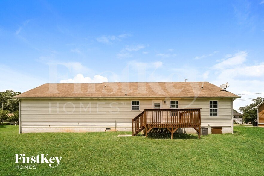 Building Photo - 208 Pleasant Way