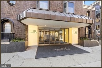 Building Photo - 2020 Walnut St