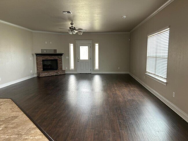 Building Photo - 7702 SW Franks Ct