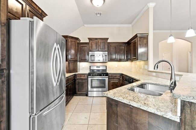 Building Photo - 10724 Masters Cir