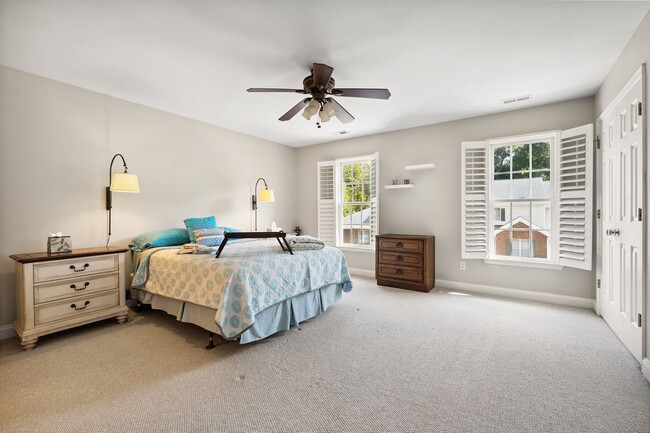 Building Photo - Fully Furnished 2 Bed, 2 Bath Townhome-AVA...