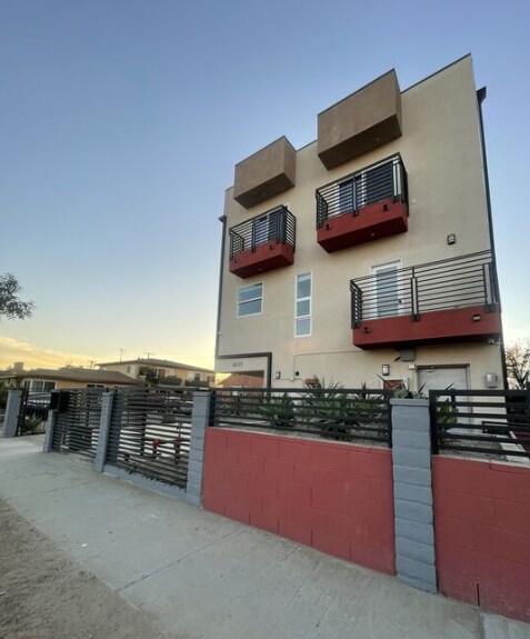 Building Photo - 6633 Troost Ave