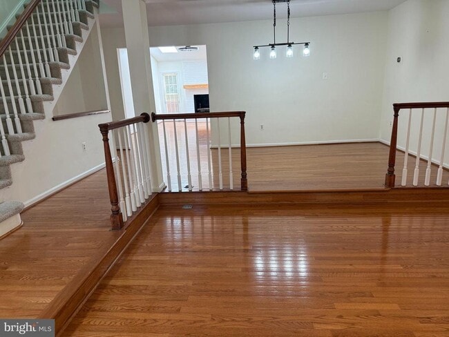 Building Photo - 4637 Luxberry Dr