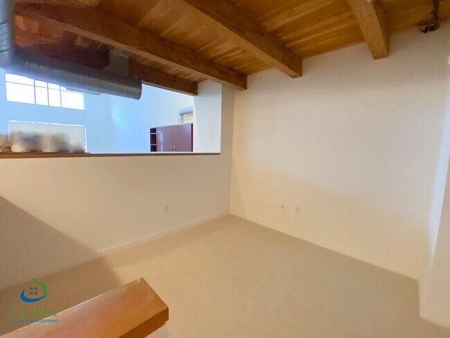 Building Photo - $3495.00 - Luxury 1/1.5 Santana Row with Bonus room