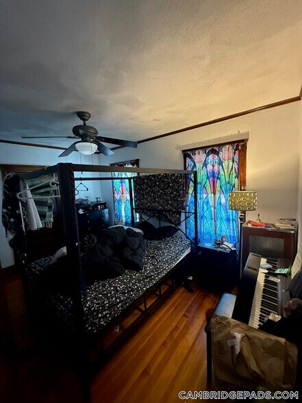 Building Photo - 9 Roberts Rd