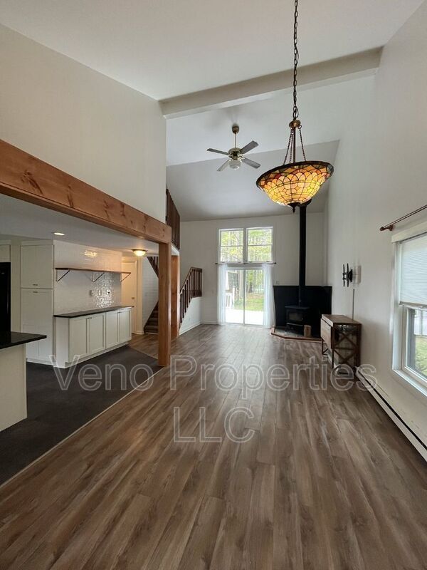 Building Photo - 130 Thimbleberry Rd