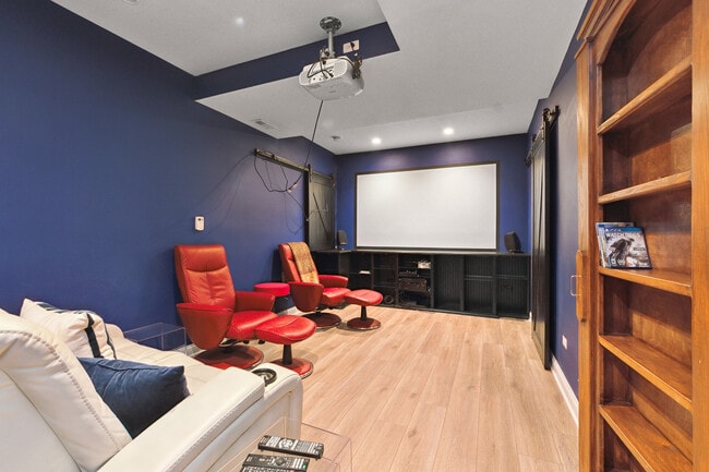 Building Photo - 2023-2027 W 108th Pl