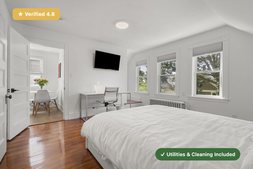 Building Photo - Furnished Bedroom in Jamaica Plain