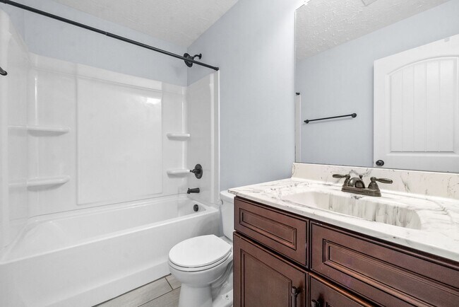 Building Photo - Pet Friendly Four Bedroom with Basement!