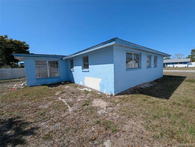 Building Photo - 7416 Star Dust Dr