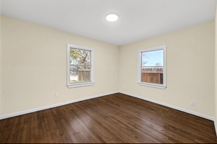 Building Photo - 3446 Seabrook St