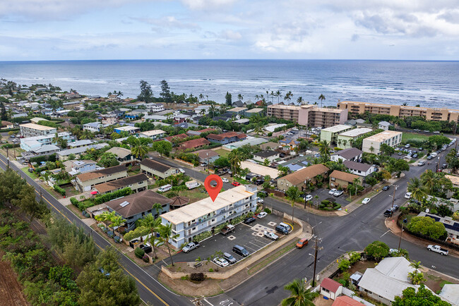 Building Photo - 68-41 Waialua Beach Rd