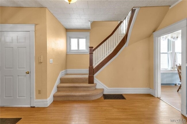 Building Photo - 120 Aldrich Pl