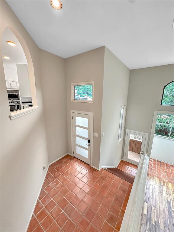 Building Photo - 10108 Talleyran Dr