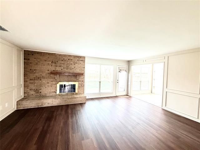 Building Photo - 1670 Clydesdale Dr