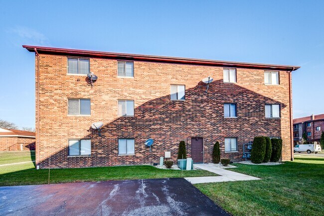 Building Photo - 15706 Peggy Ln