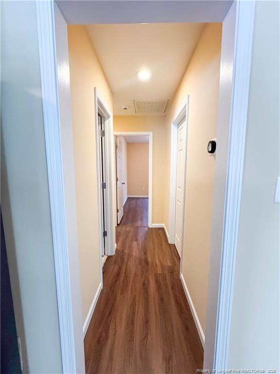 Building Photo - 865 Fairfield Cir