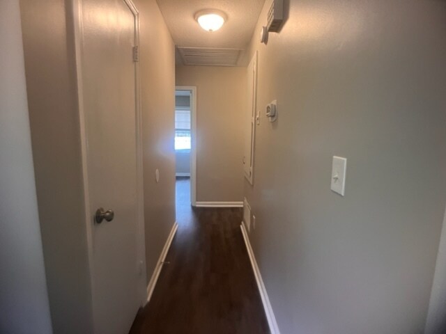 Building Photo - 4497 Nestwood St