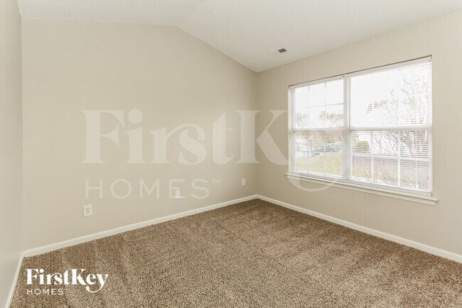 Building Photo - 9849 Aviary Hill Way