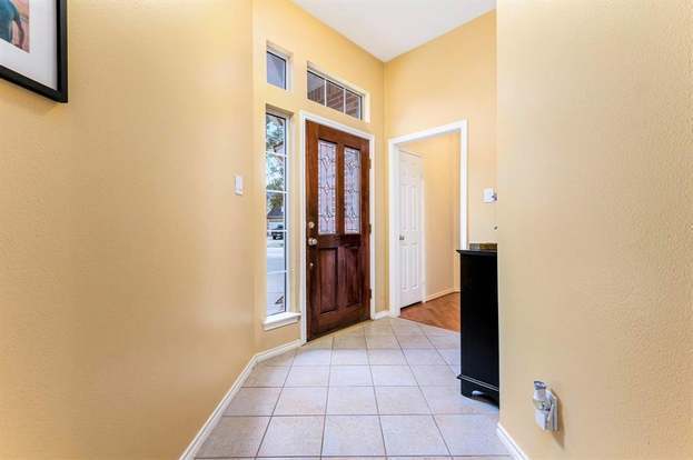 Building Photo - 21506 Willow Glade Dr