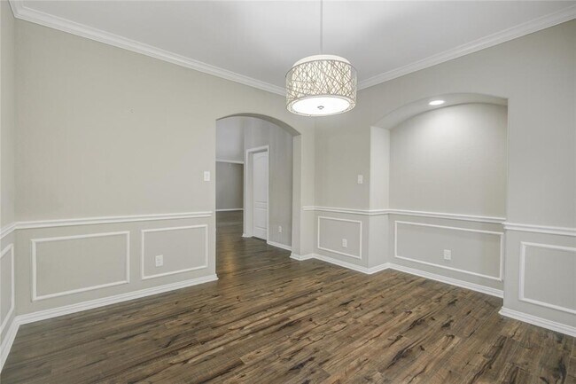 Building Photo - 7238 Thelfor Ct