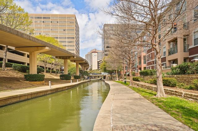 Building Photo - 330 E Las Colinas Blvd