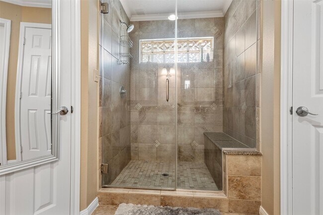 Building Photo - 1018 Trowbridge Dr