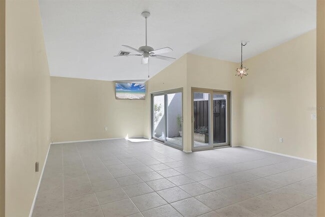 Building Photo - 3638 Glen Oaks Manor Dr